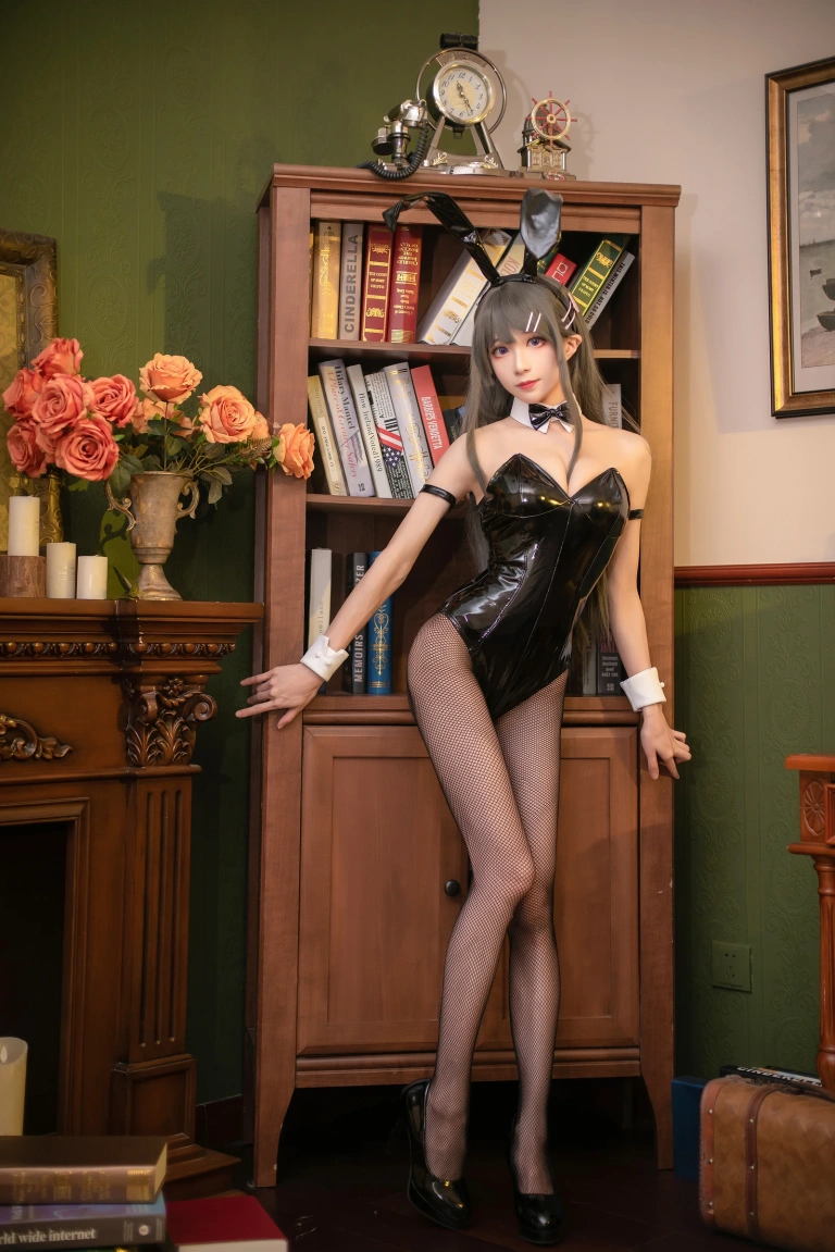 Tomoyo酱《麻衣兔女郎》主题写真：22张全套美图