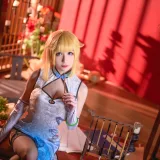 Tomoyo酱《欧若拉》主题写真：18张全套美图