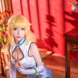 Tomoyo酱《欧若拉》主题写真：18张全套美图