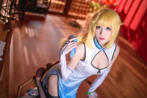 Tomoyo酱《欧若拉》主题写真：18张全套美图