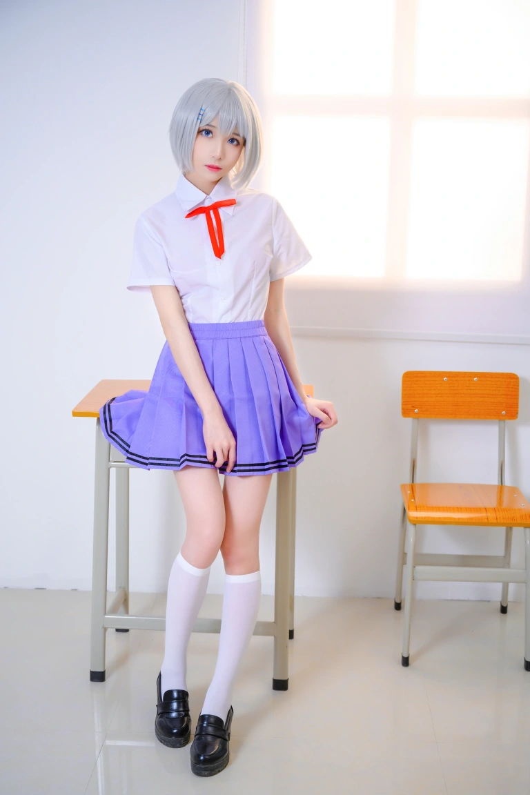Tomoyo酱《鸢一折纸 校服》主题写真：12张全套美图
