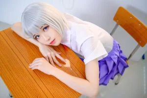 Tomoyo酱《鸢一折纸 校服》主题写真：12张全套美图