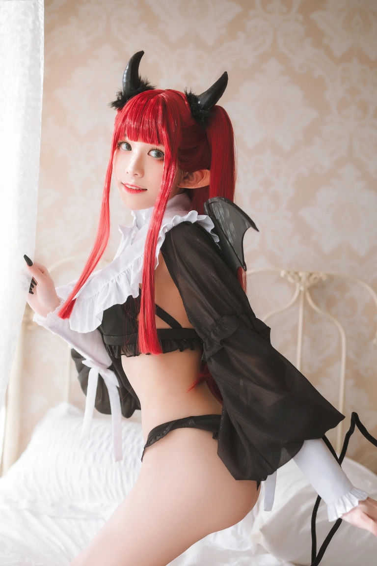 Tomoyo酱《更衣人偶 利兹魅魔》主题写真：23张全套美图
