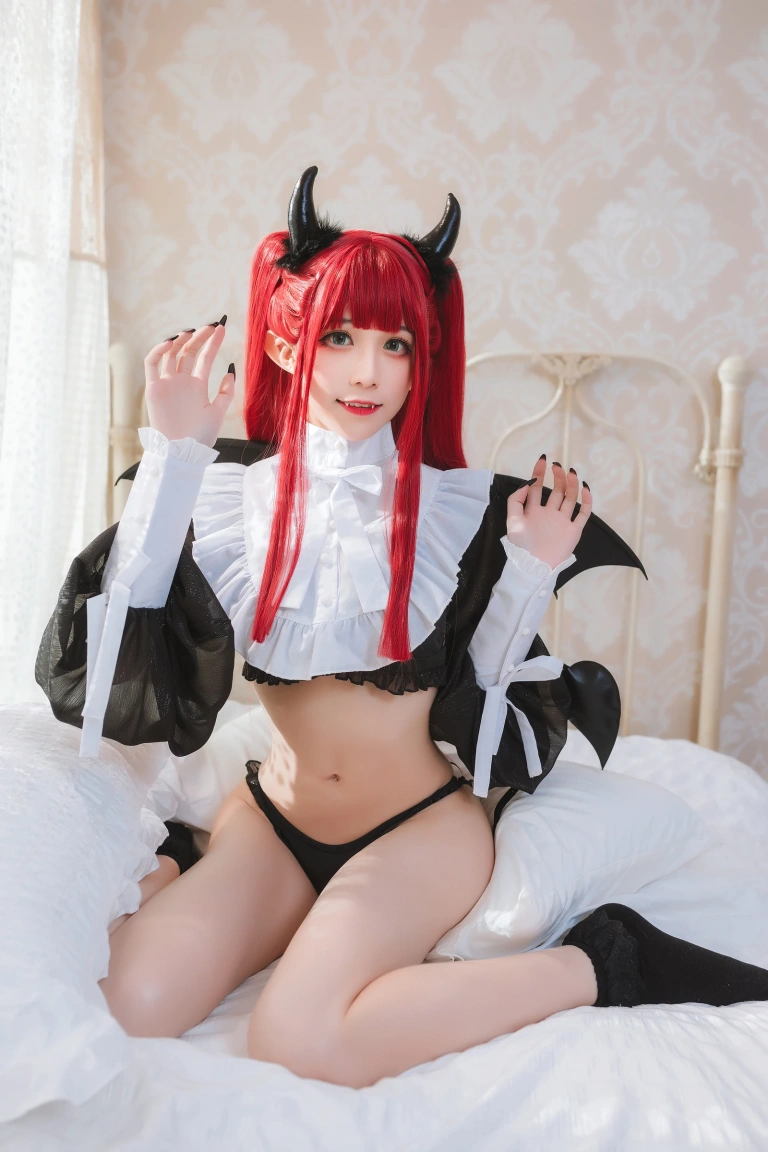 Tomoyo酱《更衣人偶 利兹魅魔》主题写真：23张全套美图