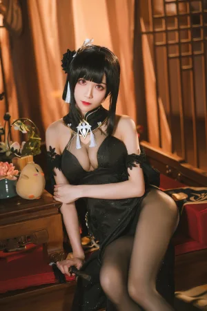Tomoyo酱《碧蓝航线 镇海旗袍》主题写真：27张全套美图