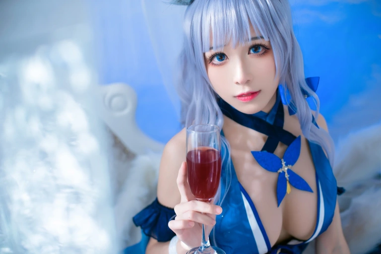 Tomoyo酱《碧蓝航线 信浓礼服》主题写真：22张全套美图