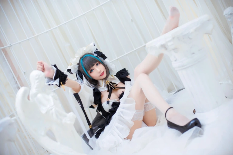 Tomoyo酱《碧蓝航线 柴郡》主题写真：28张全套美图