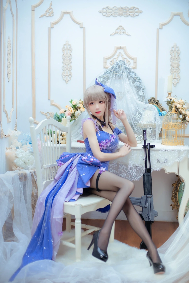 Tomoyo酱《少女前线 k2礼服》主题写真：30张全套美图