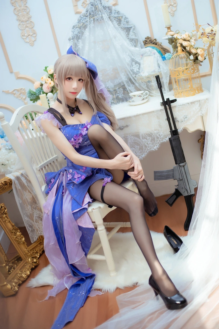Tomoyo酱《少女前线 k2礼服》主题写真：30张全套美图