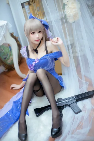 Tomoyo酱《少女前线 k2礼服》主题写真：30张全套美图