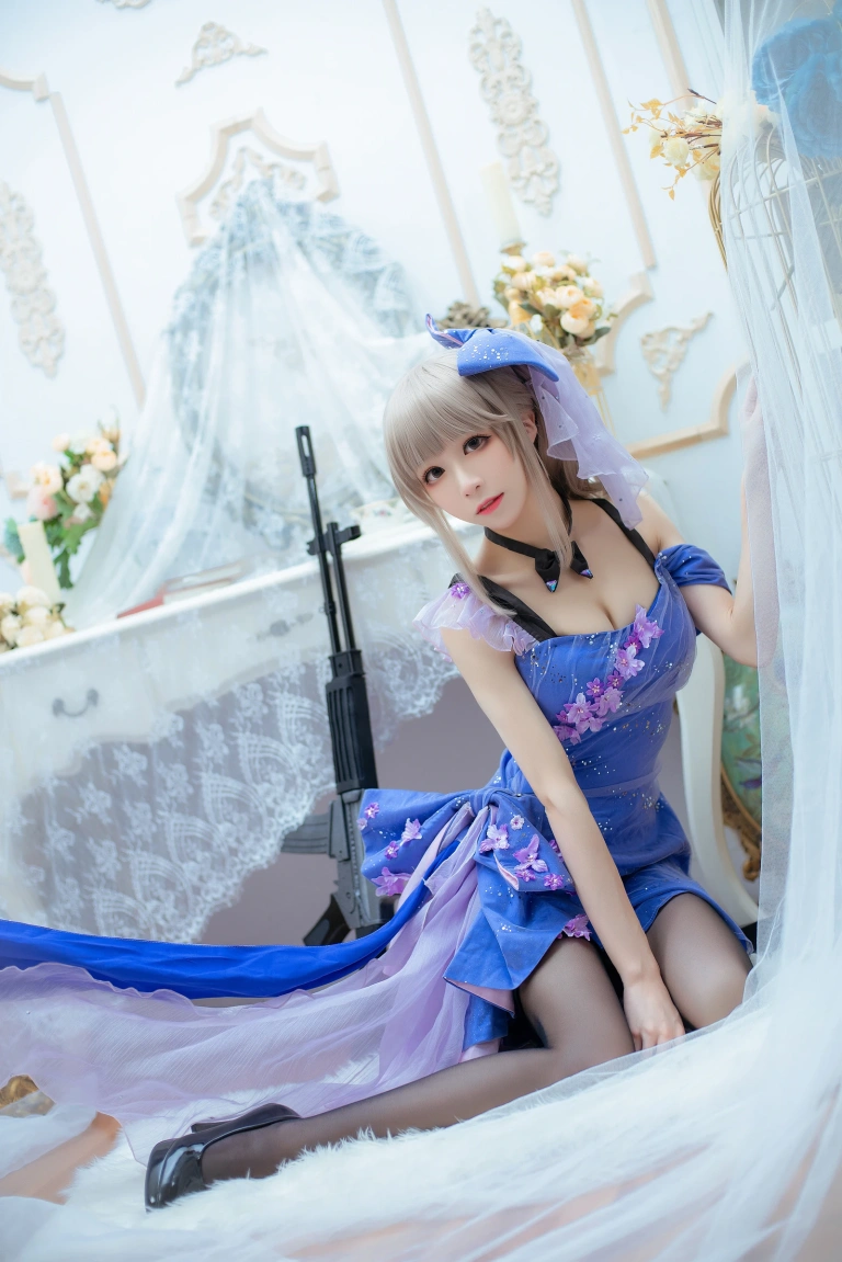 Tomoyo酱《少女前线 k2礼服》主题写真：30张全套美图