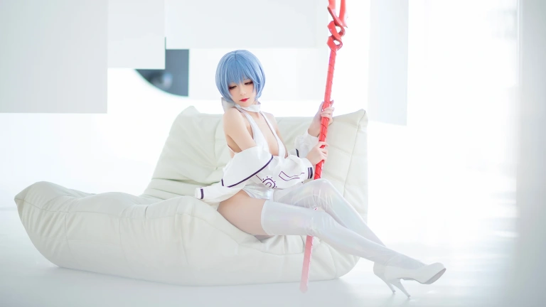 Tomoyo酱《EVA绫波丽》主题写真：29张全套美图