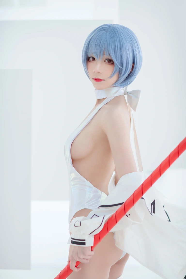 Tomoyo酱《EVA绫波丽》主题写真：29张全套美图