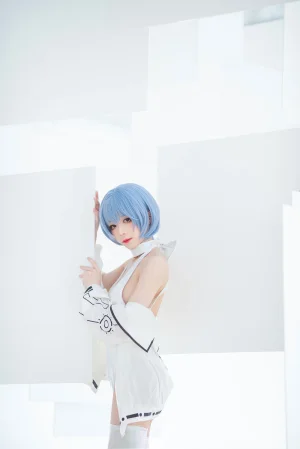 Tomoyo酱《EVA绫波丽》主题写真：29张全套美图