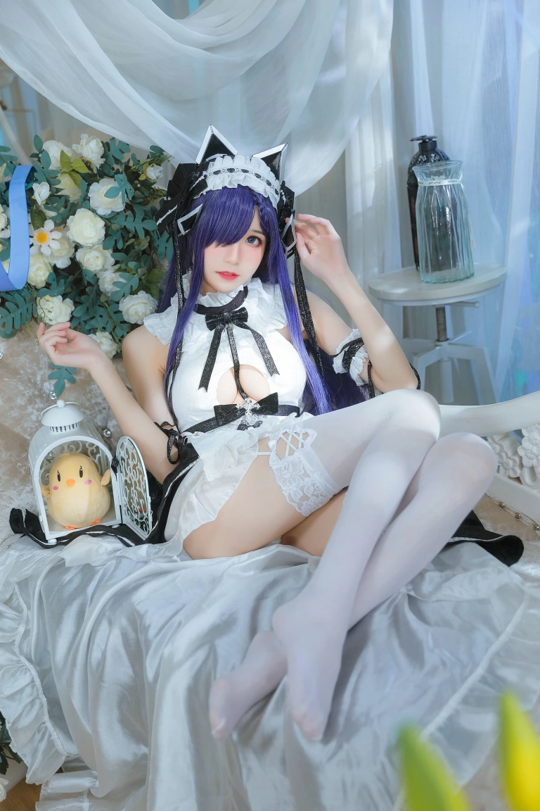Tomoyo酱《碧蓝 奥古斯特女仆》主题写真：27张全套美图