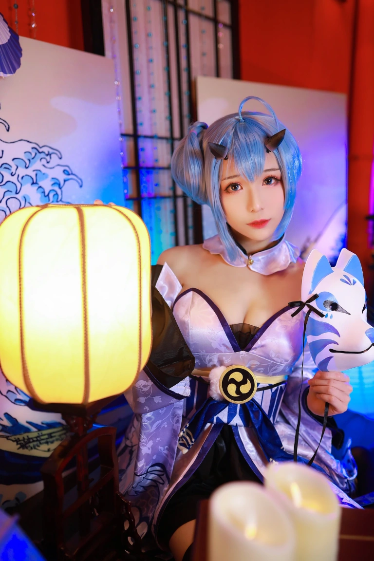 Tomoyo酱《碧蓝 柏》主题写真：18张全套美图