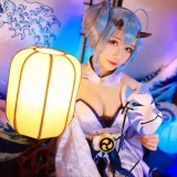 Tomoyo酱《碧蓝 柏》主题写真：18张全套美图