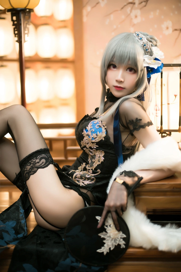 Tomoyo酱《碧蓝 路易九世旗袍》主题写真：20张全套美图