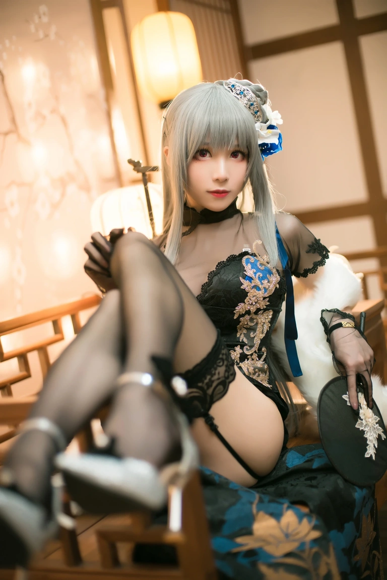 Tomoyo酱《碧蓝 路易九世旗袍》主题写真：20张全套美图