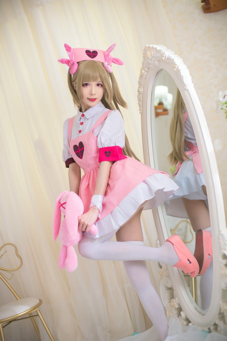 Tomoyo酱《名取纱那》主题写真：16张全套美图
