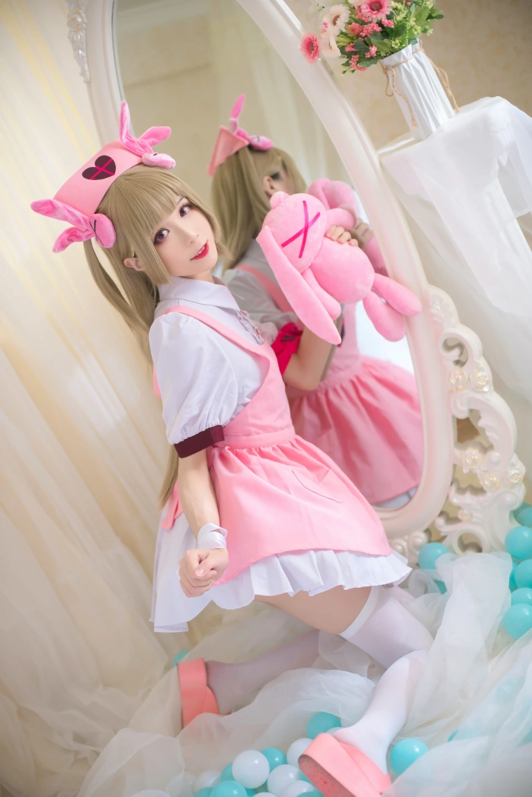 Tomoyo酱《名取纱那》主题写真：16张全套美图