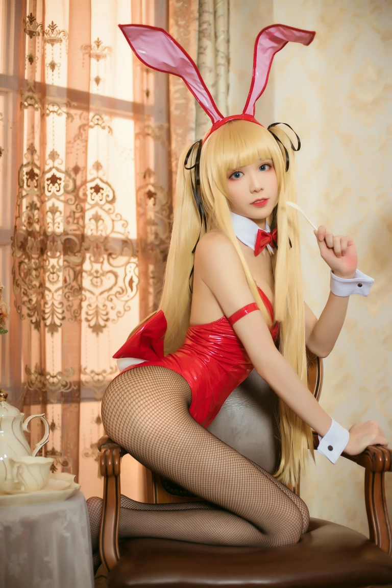 Tomoyo酱《英梨梨兔女郎》主题写真：18张全套美图
