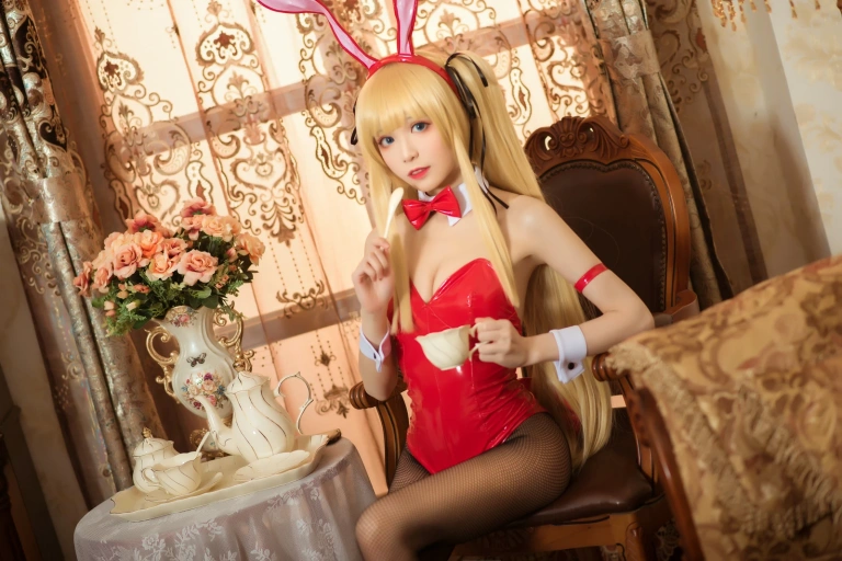 Tomoyo酱《英梨梨兔女郎》主题写真：18张全套美图