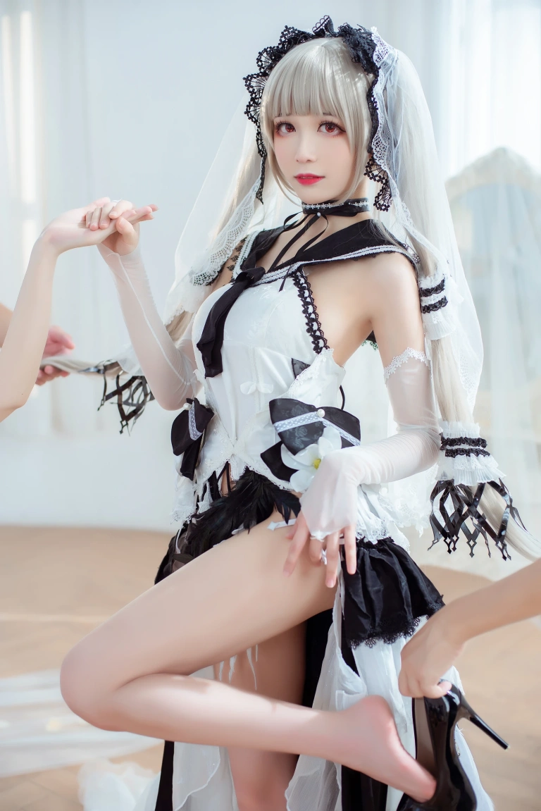 Tomoyo酱《碧蓝航线 可畏礼服》主题写真：54张全套美图