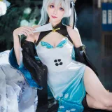 Tomoyo酱《碧蓝航线 流萤旗袍》主题写真：24张全套美图