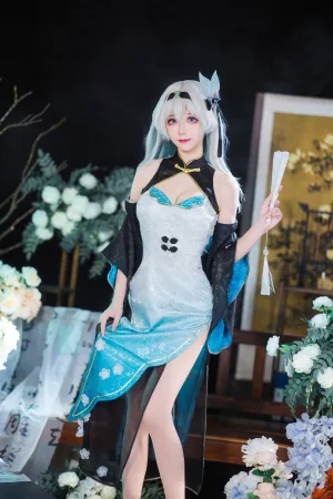 Tomoyo酱《碧蓝航线 流萤旗袍》主题写真：24张全套美图