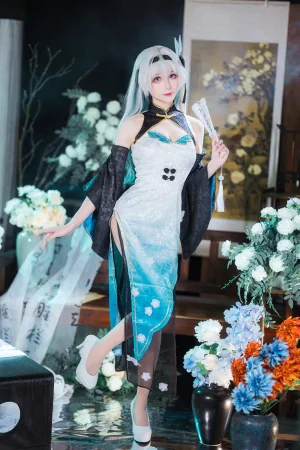 Tomoyo酱《碧蓝航线 流萤旗袍》主题写真：24张全套美图