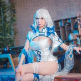 封疆疆v《碧蓝航线 光辉cos》主题写真：15张全套美图