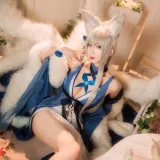 封疆疆v《信浓礼服》主题写真：38张全套美图