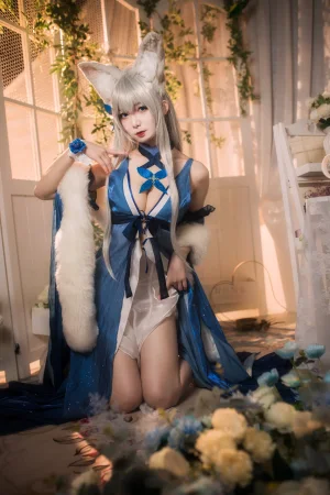 封疆疆v《信浓礼服》主题写真：38张全套美图