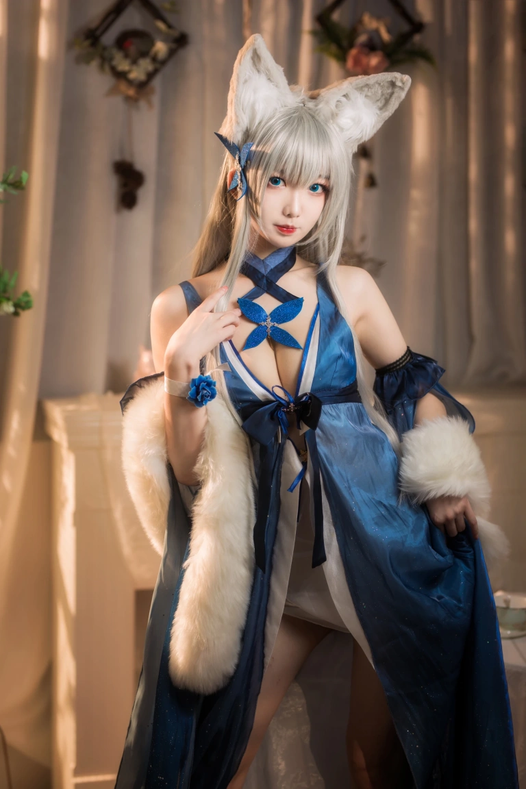 封疆疆v《信浓礼服》主题写真：38张全套美图