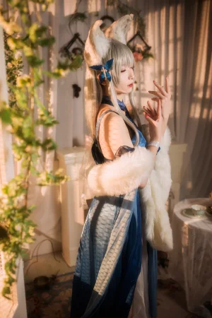 封疆疆v《信浓礼服》主题写真：38张全套美图