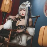 封疆疆v《路易九世旗袍》主题写真：35张全套美图