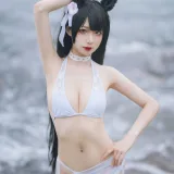 封疆疆v《爱宕泳装》主题写真：14张全套美图
