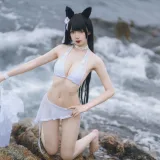 封疆疆v《爱宕泳装》主题写真：14张全套美图