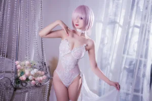 封疆疆v《玛修婚纱》主题写真：36张全套美图