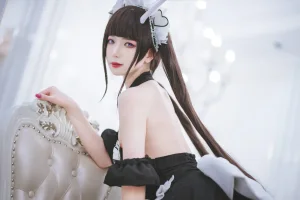 封疆疆v《能代女仆》主题写真：36张全套美图