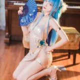 封疆疆v《NIKKE 胜利女神 海伦娜》主题写真：34张全套美图