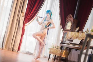 封疆疆v《NIKKE 胜利女神 海伦娜》主题写真：34张全套美图