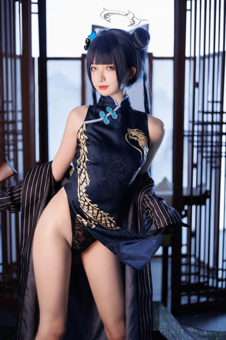 封疆疆v《碧蓝档案 妃咲》主题写真：34张全套美图