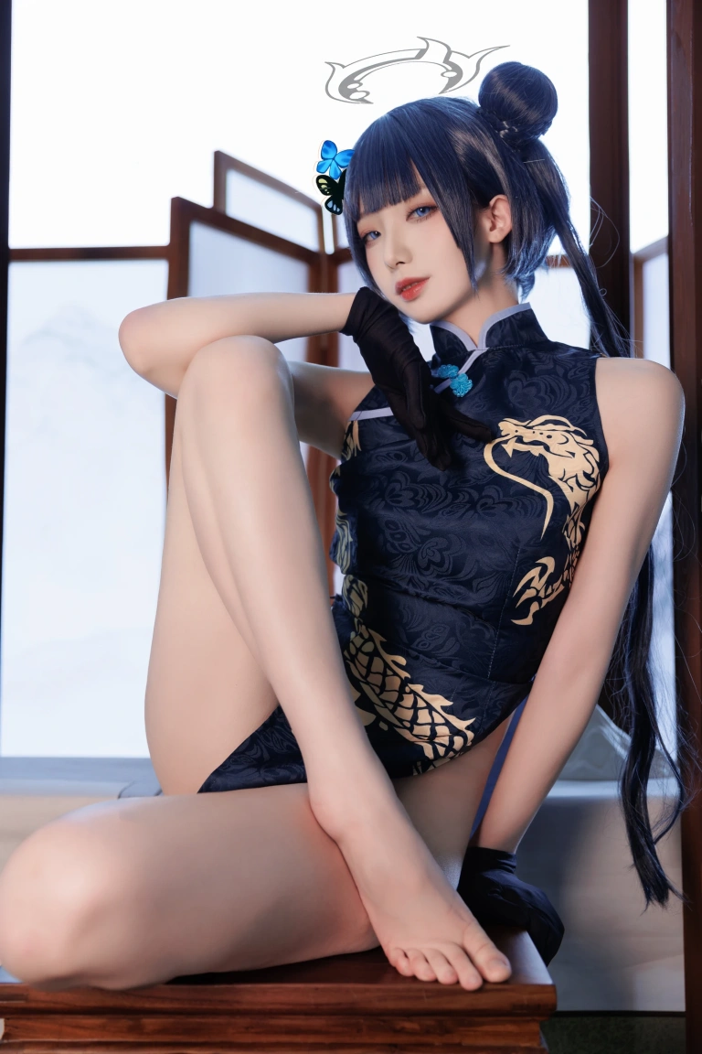 封疆疆v《碧蓝档案 妃咲》主题写真：34张全套美图