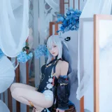 封疆疆v《申鹤海灯节》主题写真：40张全套美图