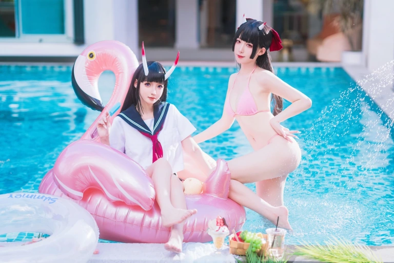 封疆疆v《能代x酒匂泳装（&祖木子）》主题写真：43张全套美图