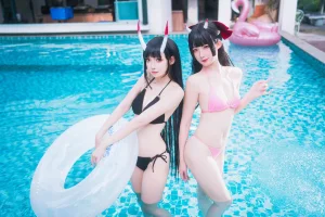 封疆疆v《能代x酒匂泳装（&祖木子）》主题写真：43张全套美图