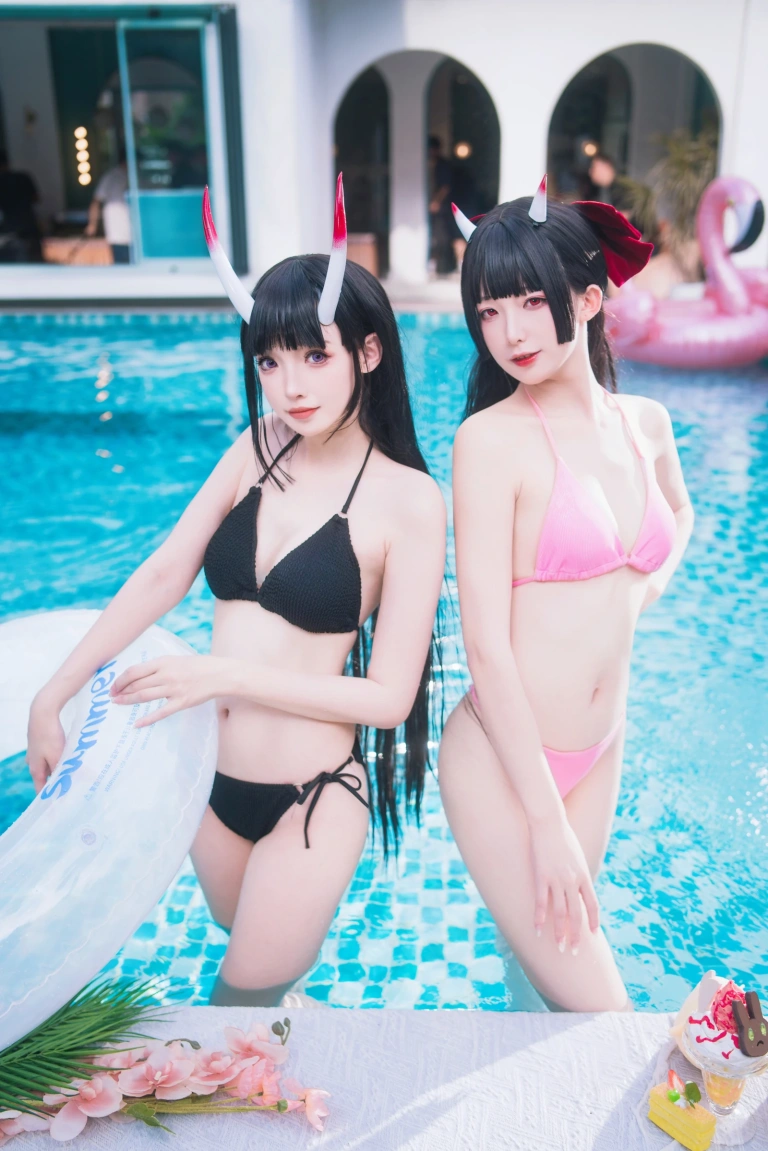 封疆疆v《能代x酒匂泳装（&祖木子）》主题写真：43张全套美图