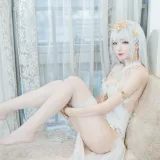 封疆疆v《埃姆登》主题写真：33张全套美图